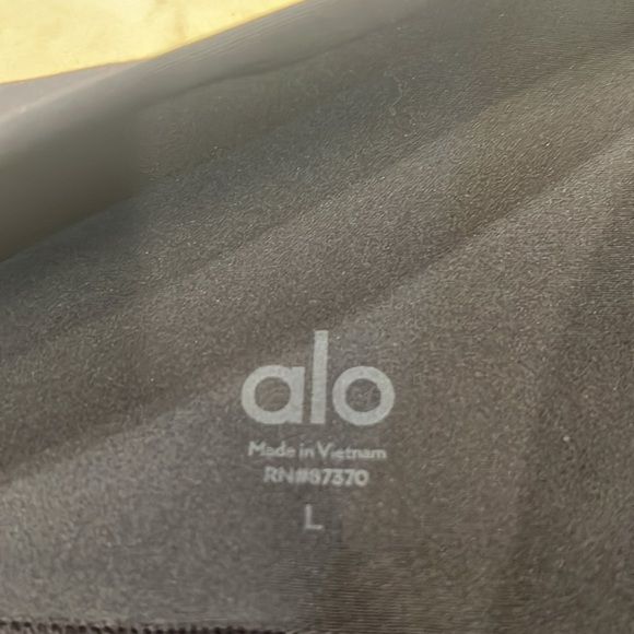 Alo High-Waist Airlift Leggings - Size Large - Picture 10 of 10